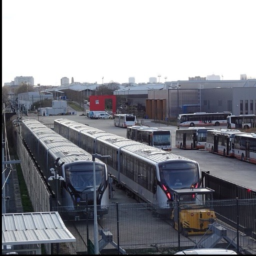 CAF STIB M7